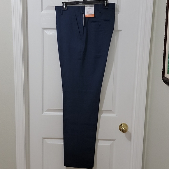 Van Heusen Other - Van Heusen Men's Traveler Dress Pants, 36x34